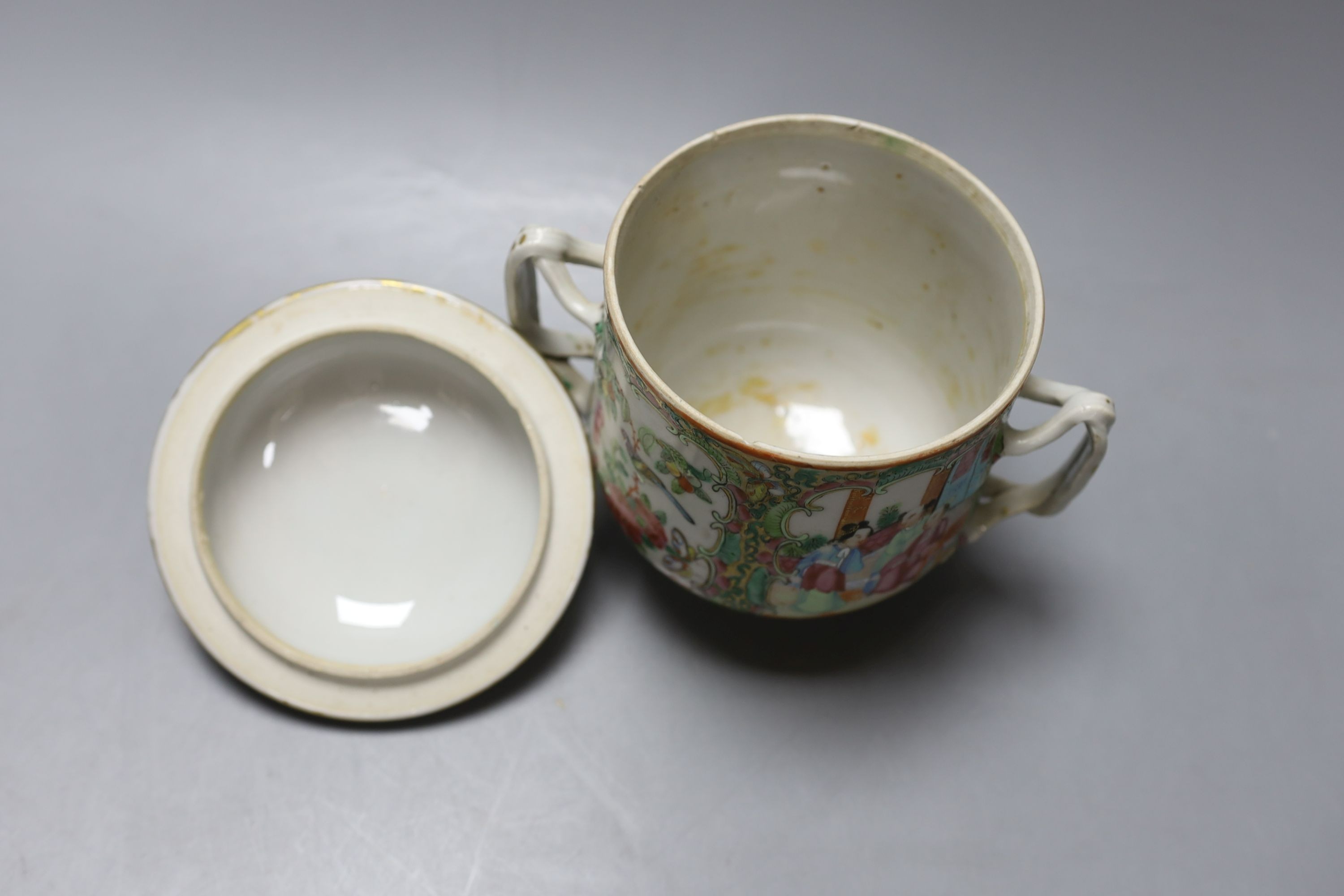 A 19th century Chinese famille rose porcelain cup and cover, 15cm